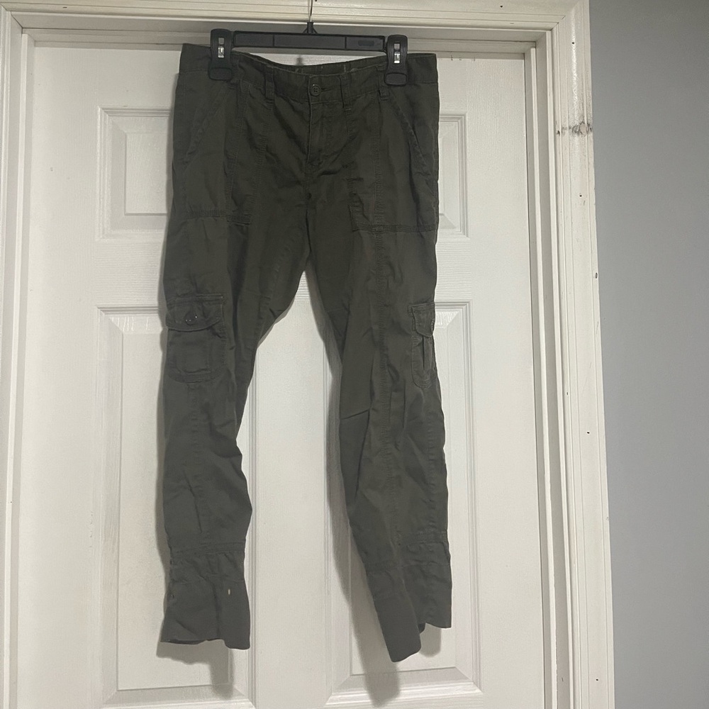 Calvin Klein Women's Olive Capris